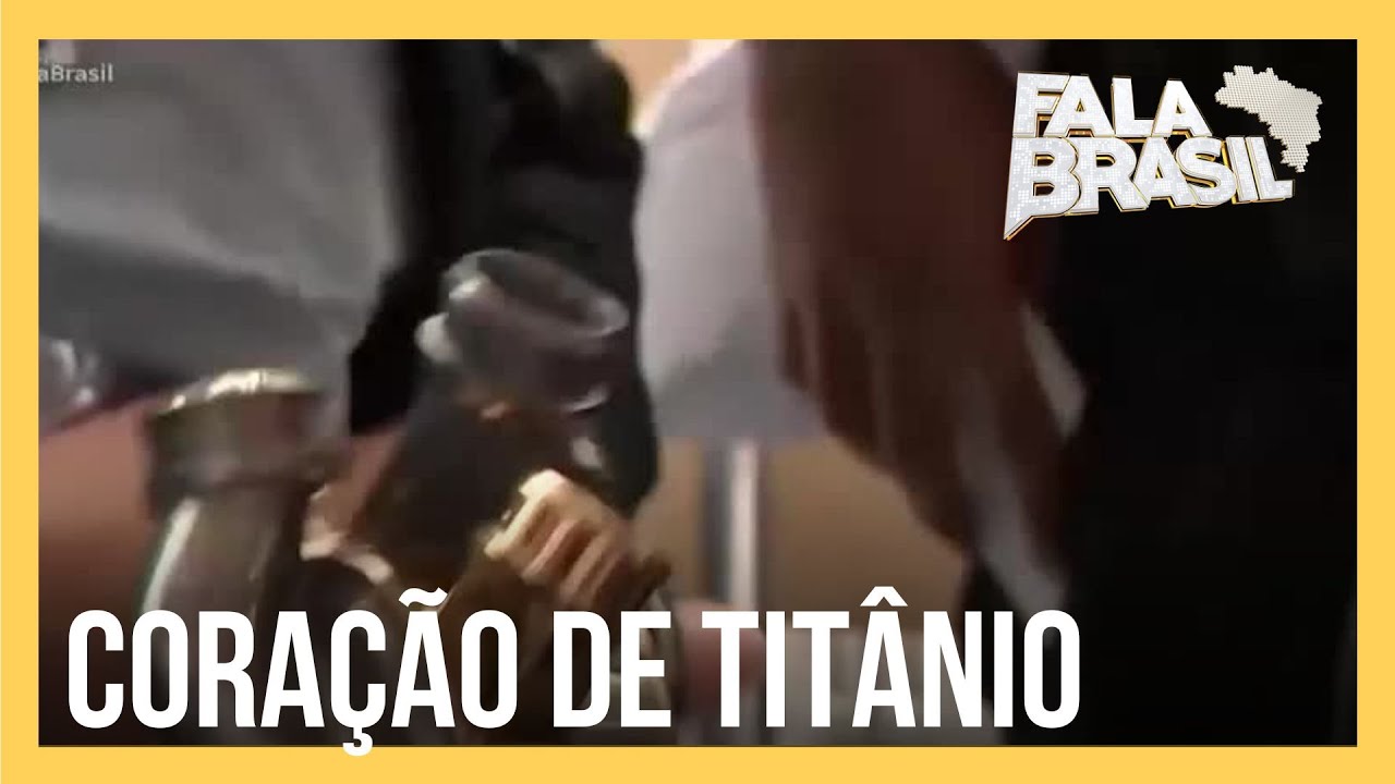 Boa Notícia: Médicos têm sucesso no primeiro transplante de um coração artificial feito de titânio