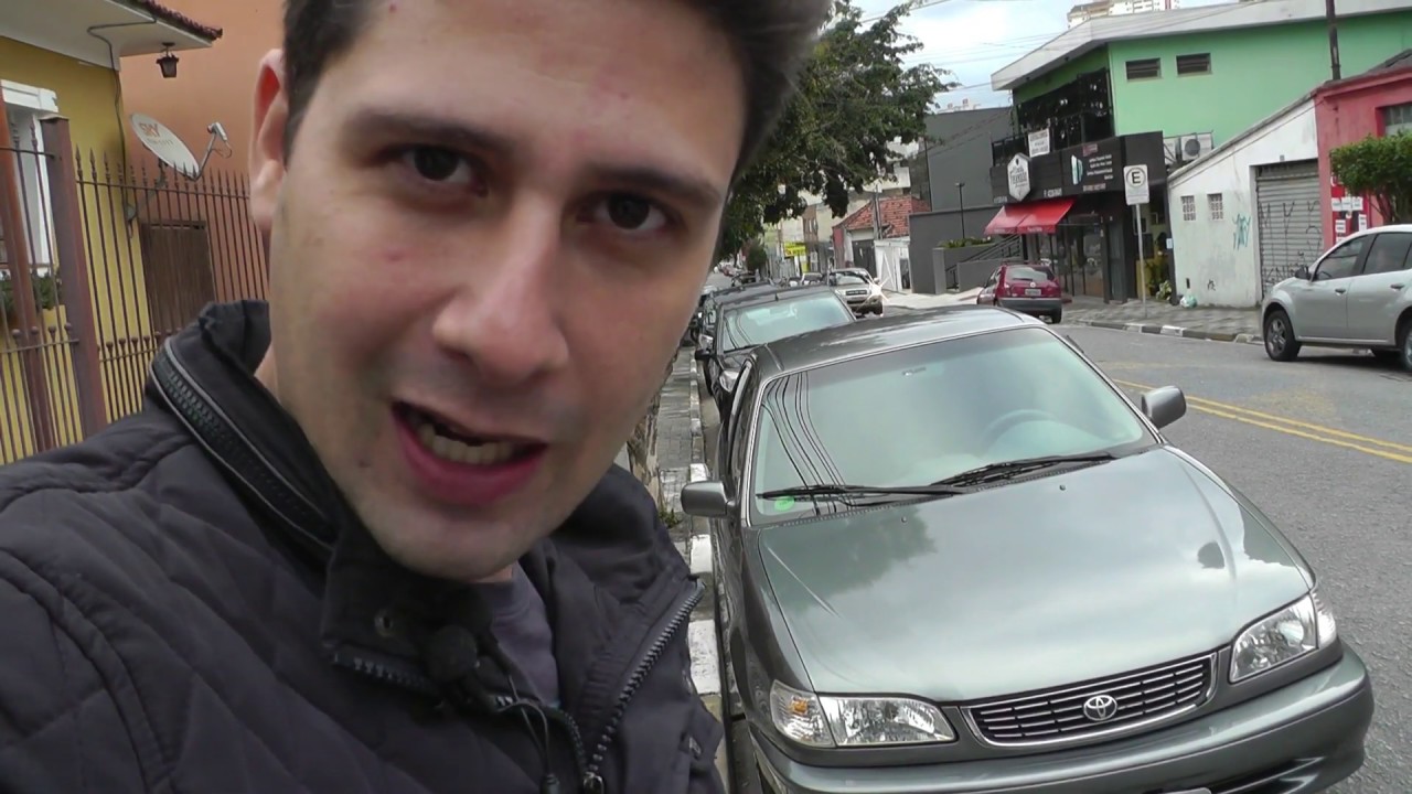 Toyota Corolla com 200 mil km saudáveis // Caçador de Carros