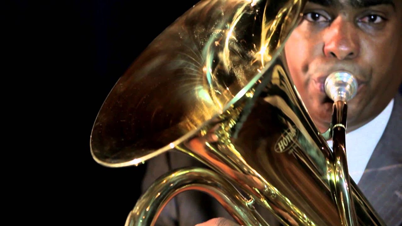 Ricardo Sena tocando Eufônio ( bombardino )