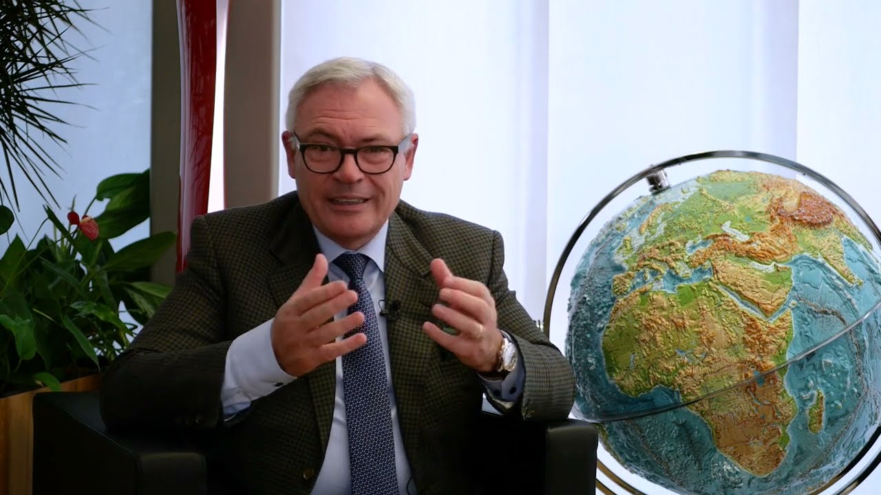 What is the European School Munich (ESM)? / Was ist die Europäische Schule München (ESM)?