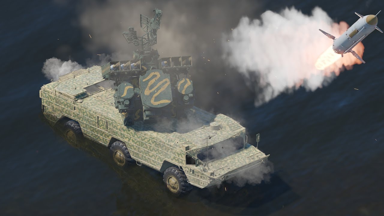 Adventures In The Massive Battle Barge! Hunting Airplanes With The Gecko!
