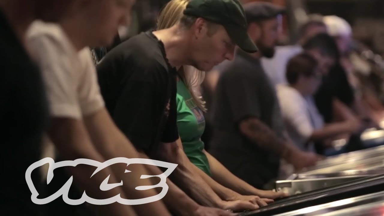 ピンボール　違法ギャンブルから、アメリカ人をとりこにするゲームへ