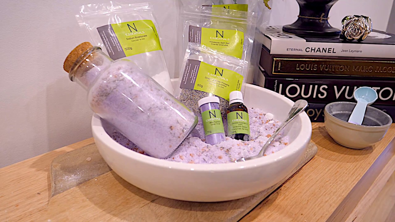 DIY Lavender Homemade Bath Salts Recipe Using Himalayan Bath Salt (Benefits)