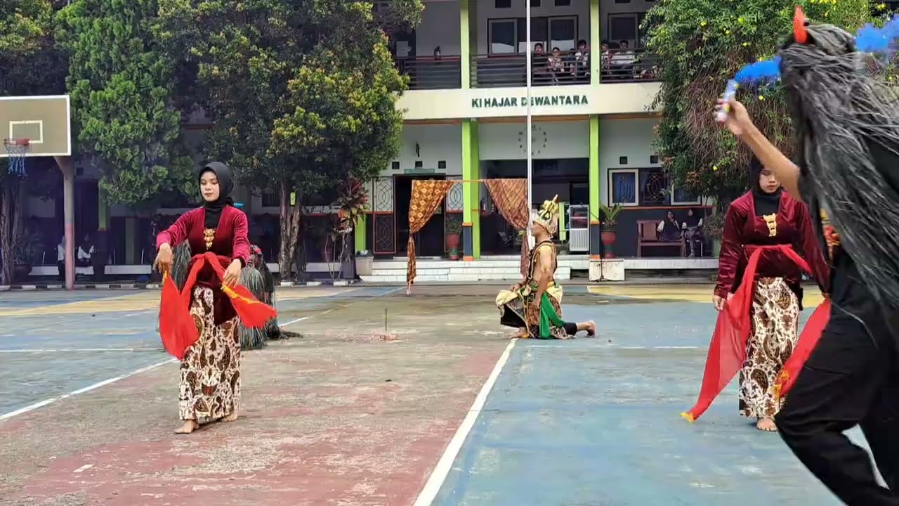 RORO JONGGANG_JUARA PERTAMA DRAMA MUSIKAL