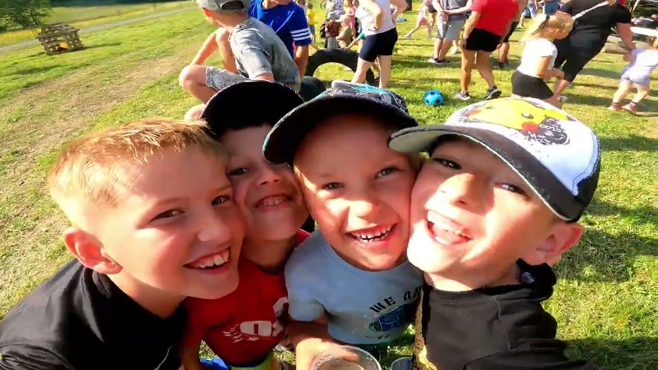 Opekačka s rodičmi - MŠ Jakubany