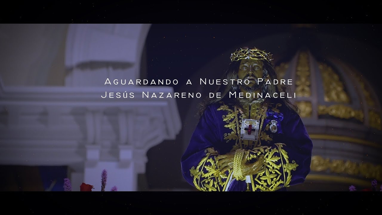Aguardando a Nuestro Padre Jesus de Medinaceli