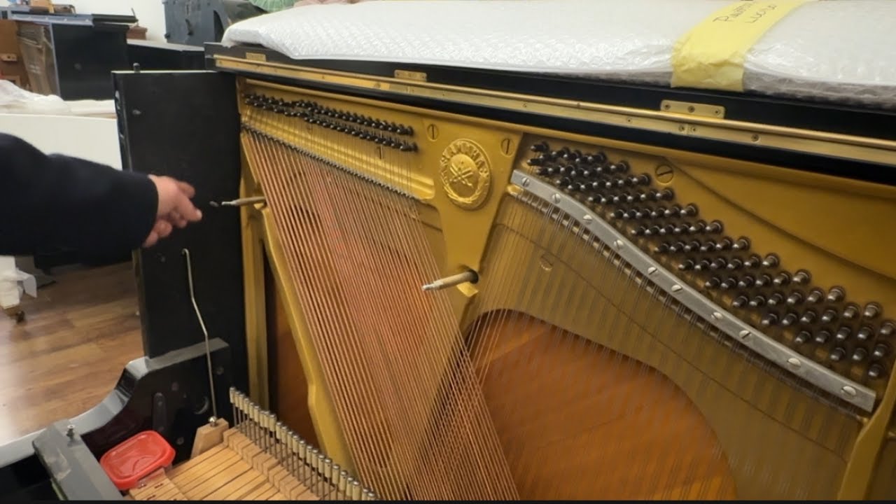 Come si realizza una corda in rame per pianoforte?