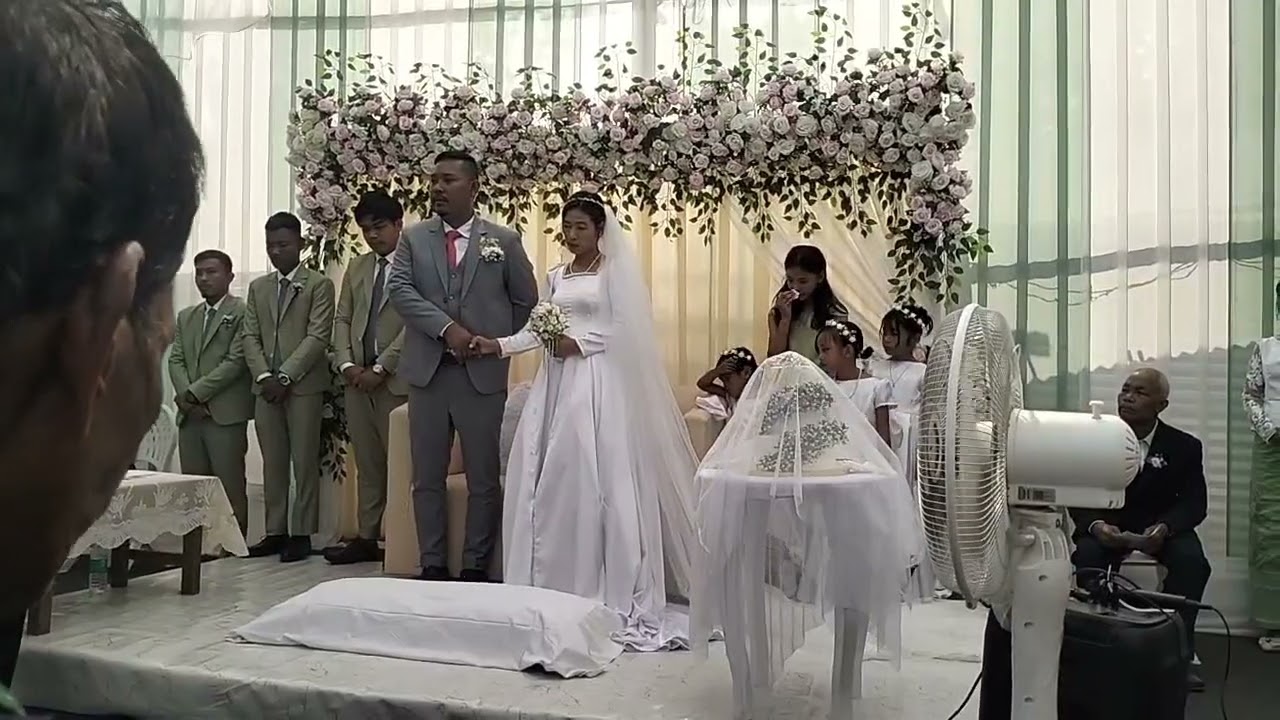 Tuesbirth and Sanuritha  Happy Weddingday.