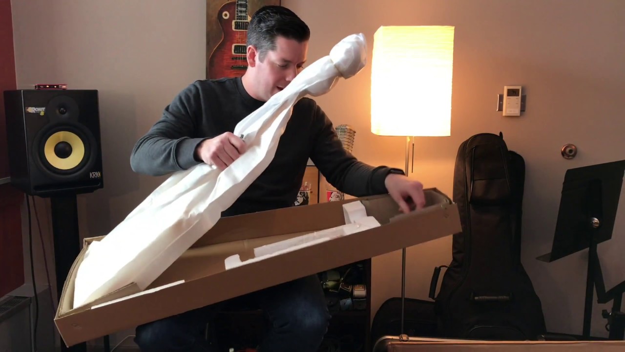 G&L Comanche Unboxing and Quick Demo