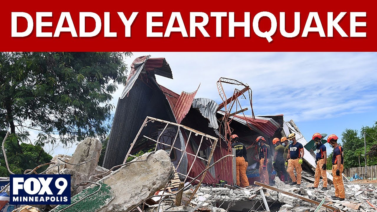 Earthquake kills dozens in central Philippines