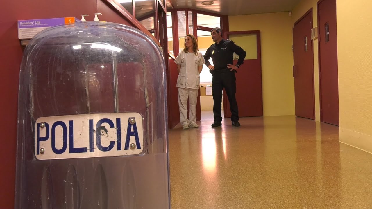 Enfermeras del Hospital Fundación de Alcorcón nos enseñan la Unidad de Custodia