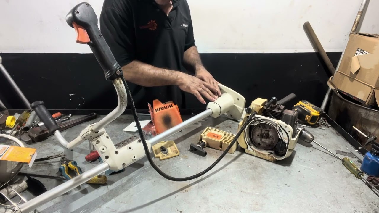 Cómo cambiarle el vástago a una guadaña stihl fs 280