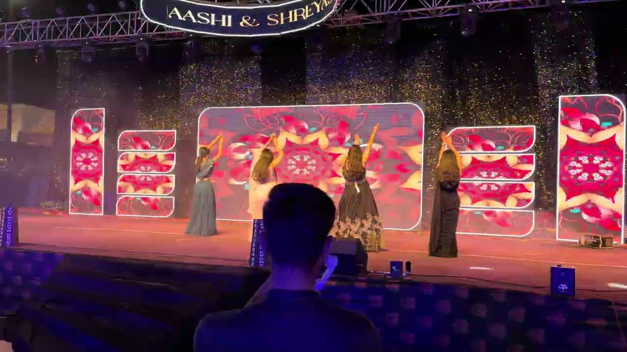 Groom Friends' Sangeet Dance Performance | Shreyas X Aashi  | #sangeet #weddingdance #groomsquad