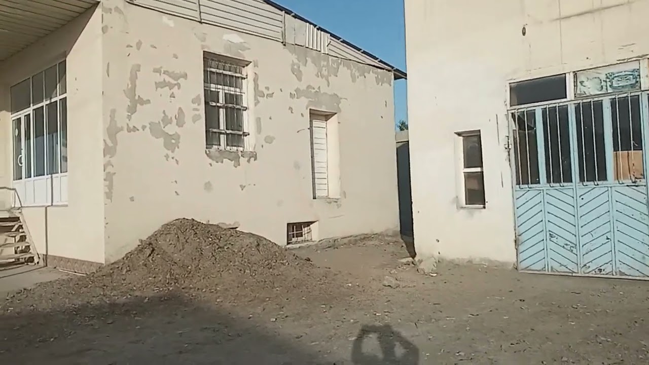 Shofirkon tuman Savrak mahallasida noqonuniy qurulish