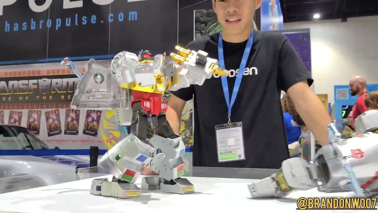 Grimlock- Tranformers by Robeson/Hasbro #sdcc #transformers #grimlock #autobots #toys #comiccon