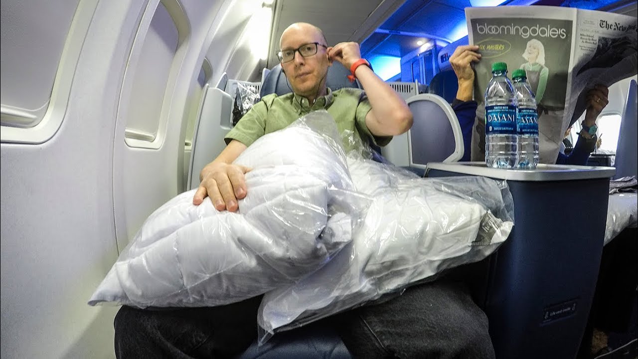 Delta One JFK-SAN (and those obnoxiously large pillows)