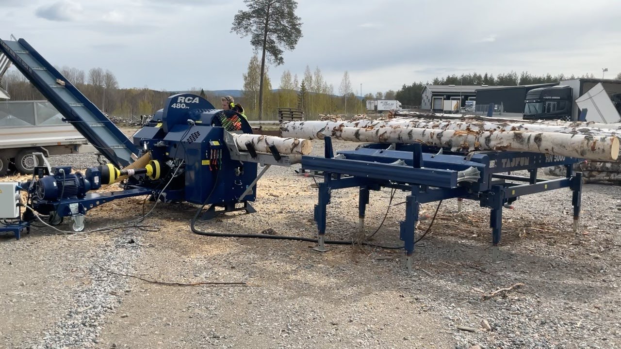 Köp Vedmaskin Tajfun RCA 480 joy med matarbord på Klaravik