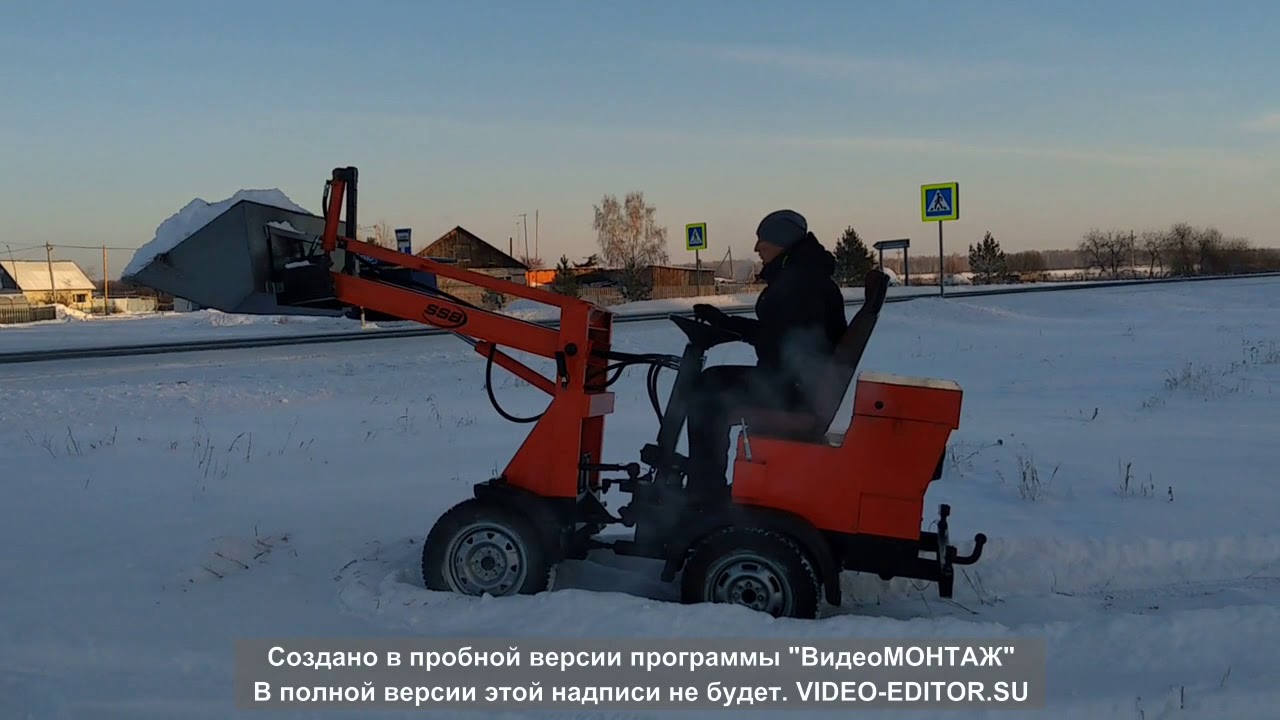 самодельный минипогрузчик испытания в работе
