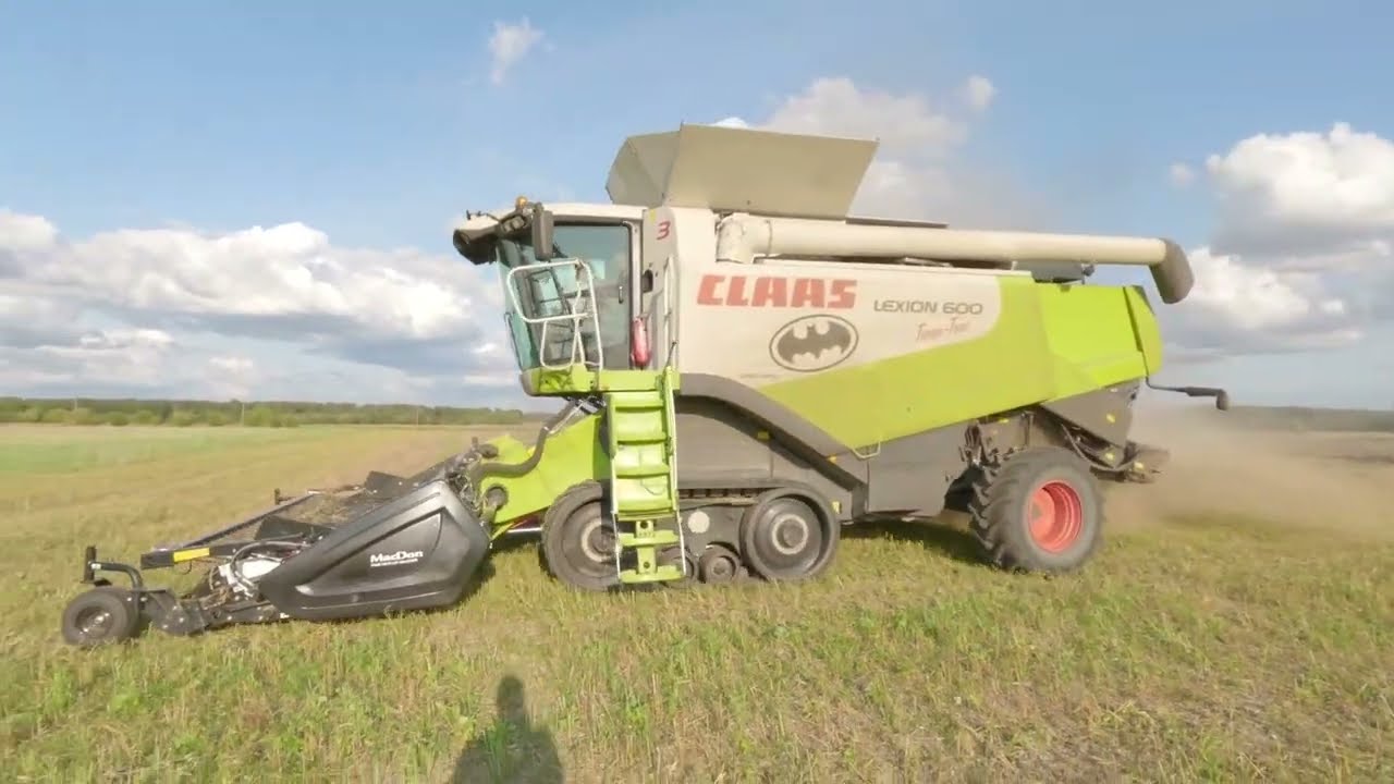 Darbas su rinktuvu MacDon PW8 pick up header