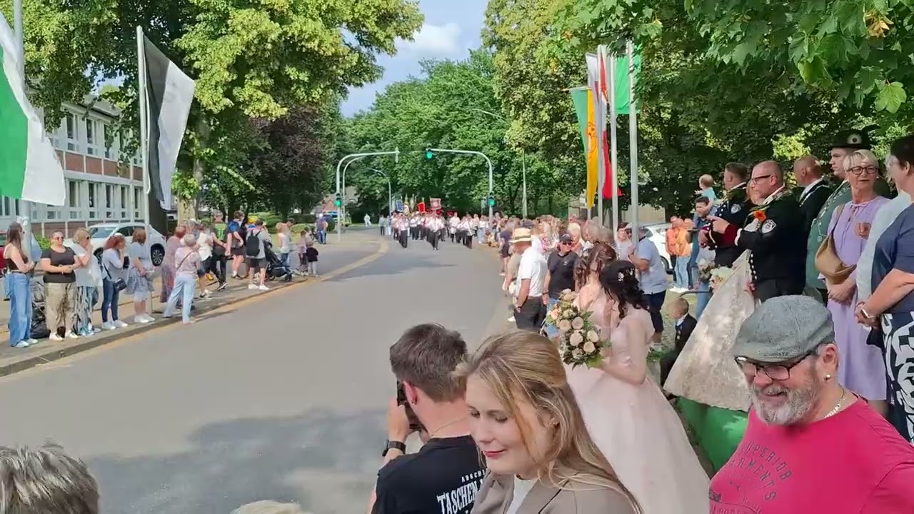 SZ Kölns RoThe | GRUẞ AN KIEL - mit Locken