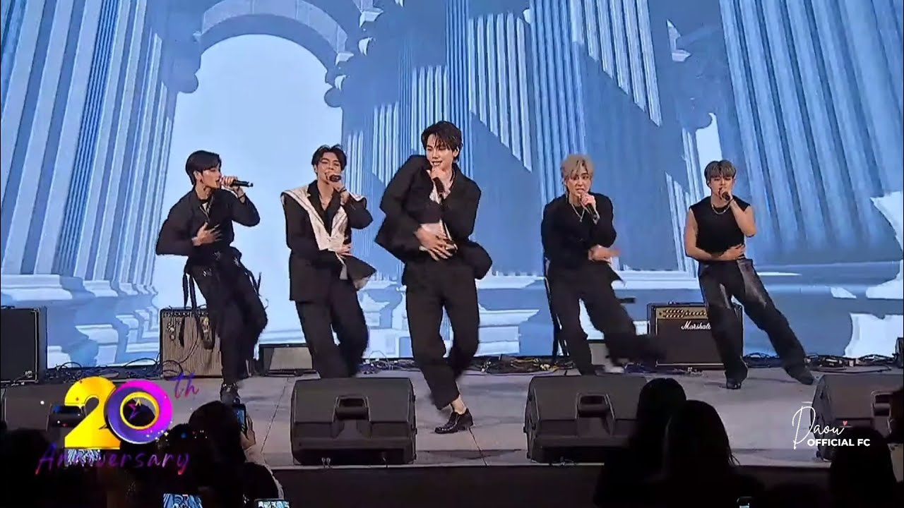 20.10.2022 || LAZ1 @ Nine Entertain Birthday Fest 2022 #9entBD20th #LAZ1
