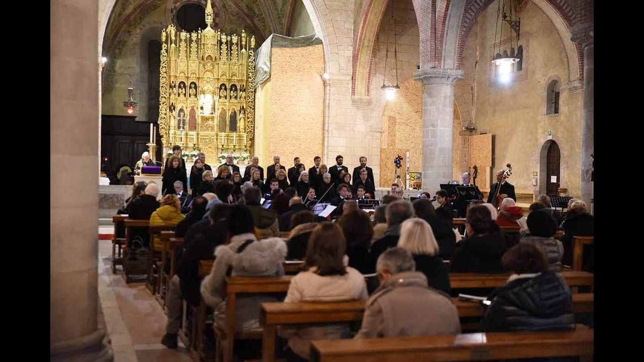 Abbazia di Follina CONCERTO PER IL NATALE DI NOSTRO SIGNORE Coro e Orchestra IN MUSICA GAUDIUM