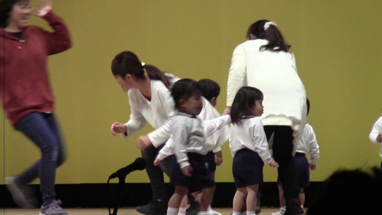 おおかみと七ひきのこやぎ　A wolf and a seven baby goats