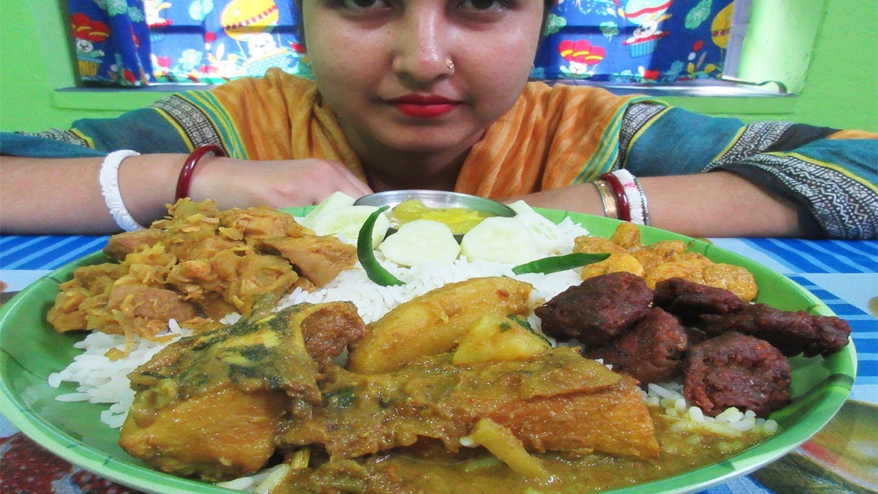 Eating Fish Curry, Prawn Malaicurry, Jackfruit Curry & Rice | Eating Indian Food | Eating Show