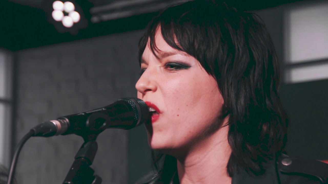 Halestorm - Vicious (Planet Rock Live Session)