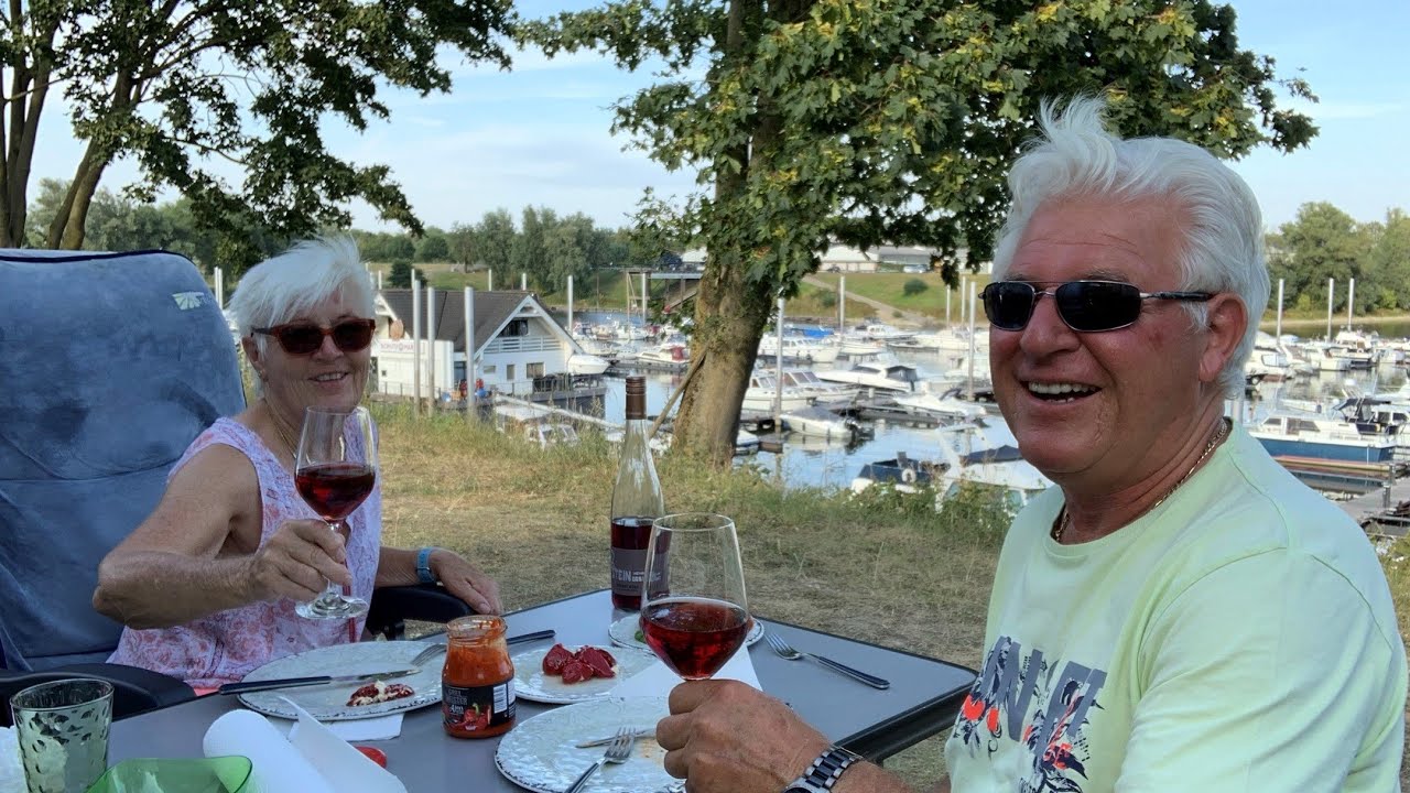 Stellplatz Yachthafen Emmerich am Rhein!