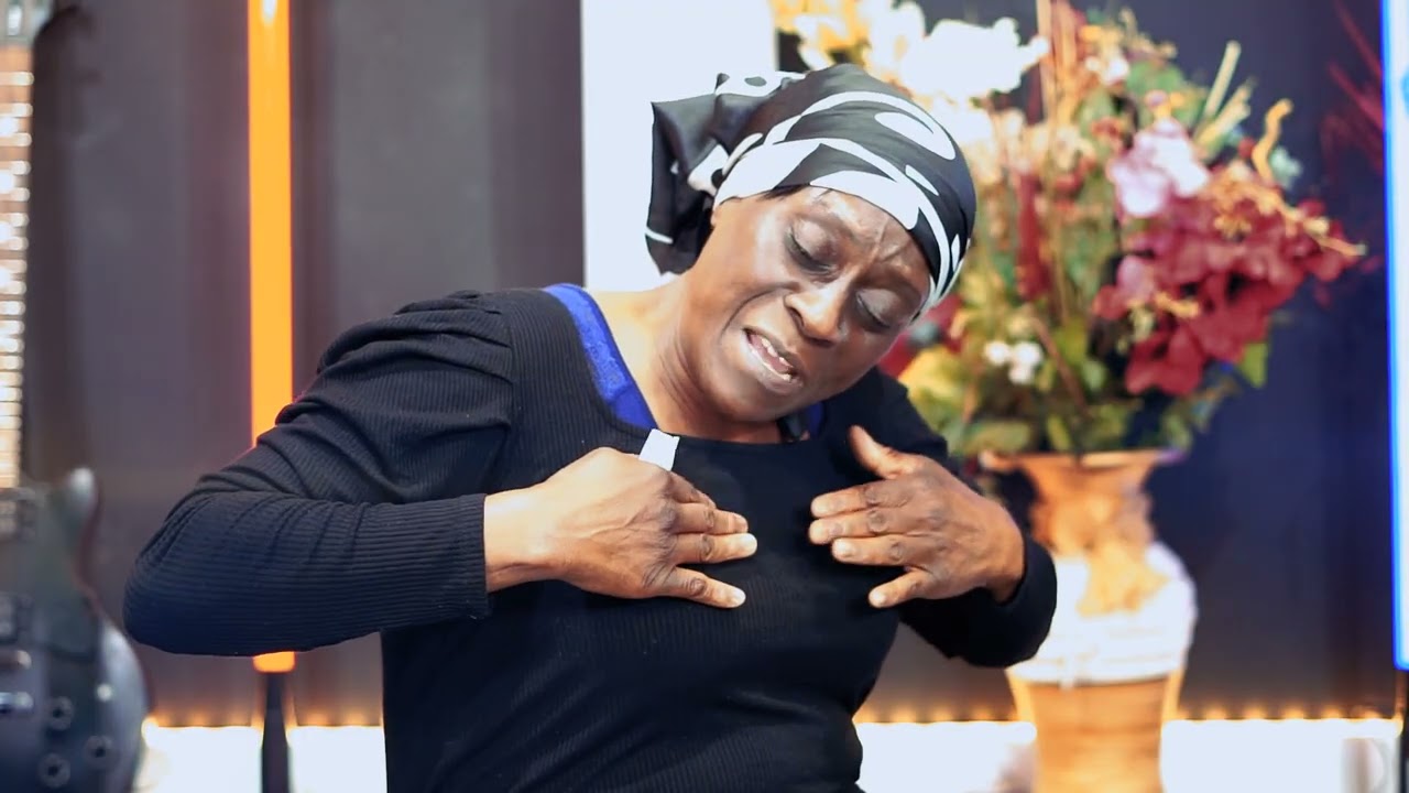 Eve Ipala Bounda  Dieu Mon Consolateur ( Official Video )
