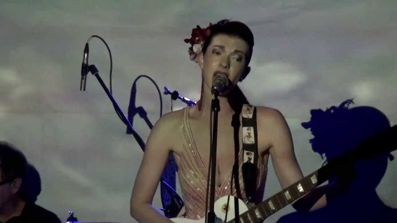 Chrysta Bell  - Right down to you - live@ Croatia Rijeka aboard Marina 23.09.2013.