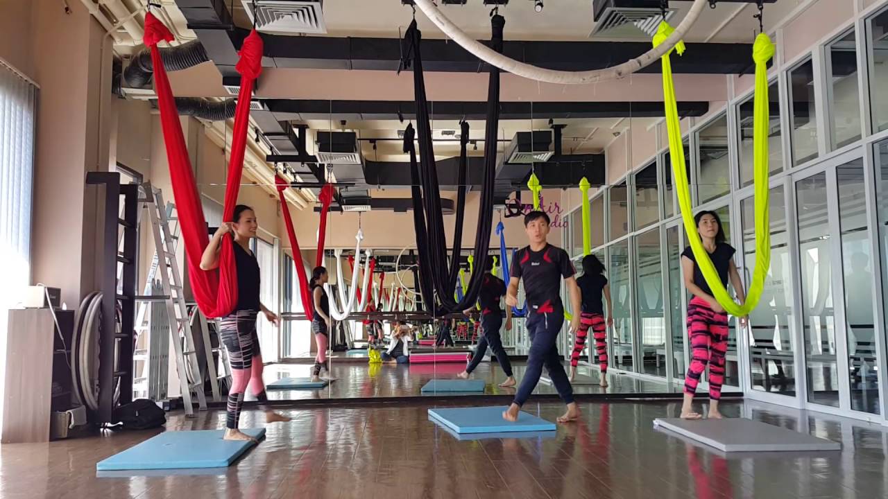 Aerial Hmmock/ Fly Class by Kru Kanom @ On Air Studio