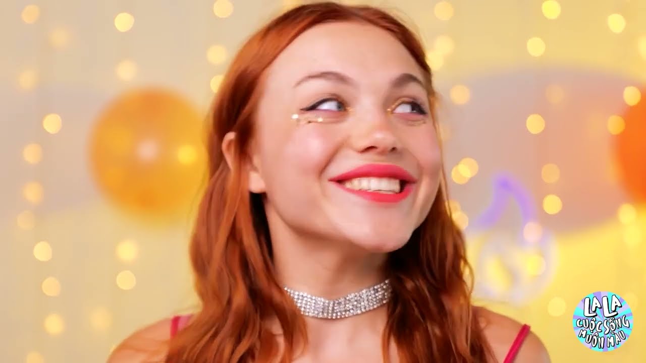 Tớ Ghét Mặt Mình Cho Tới Khi LÀM THẾ NÀY! Từ Mọt Sách Thành Nổi Tiếng Sau Một Đêm