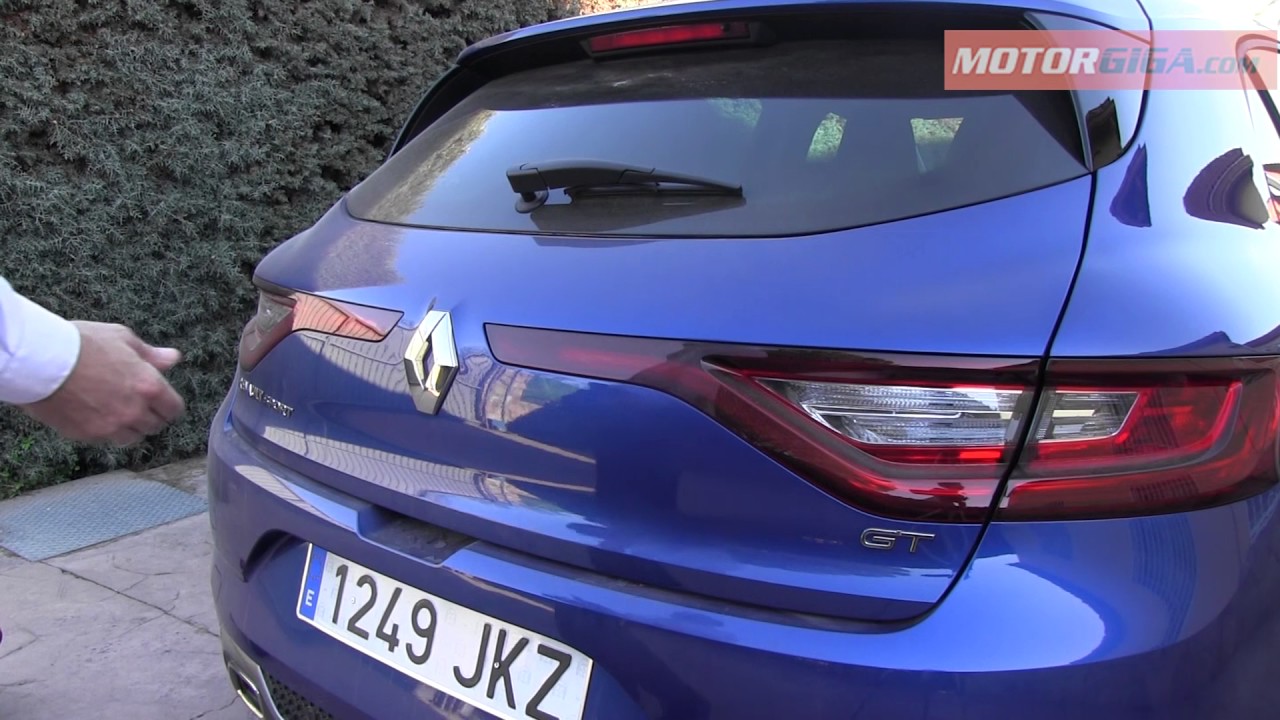 Renault Megane GT plazas posteriores y maletero