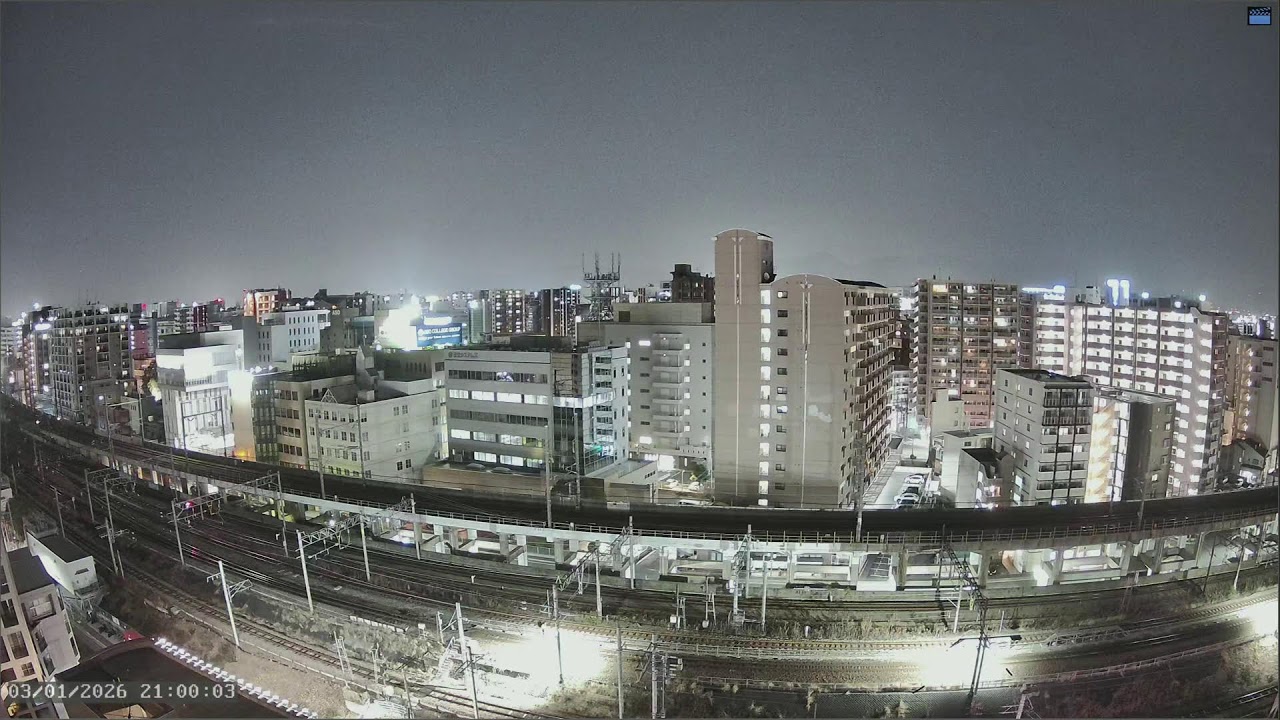 Live Cam: Hakata Station, Fukuoka, JP｜Shinkansen & JR Lines｜Weather Updates｜A View of the Winter Sky