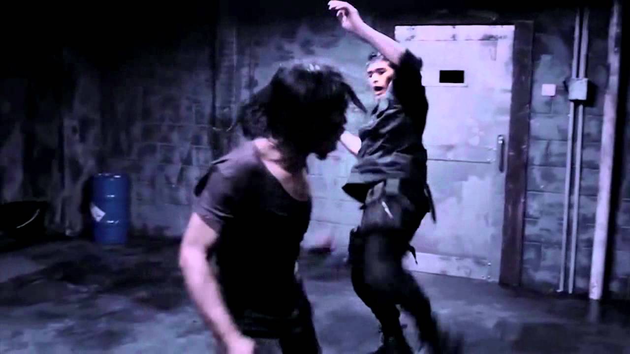 Brutal 2 on 1 fight scene