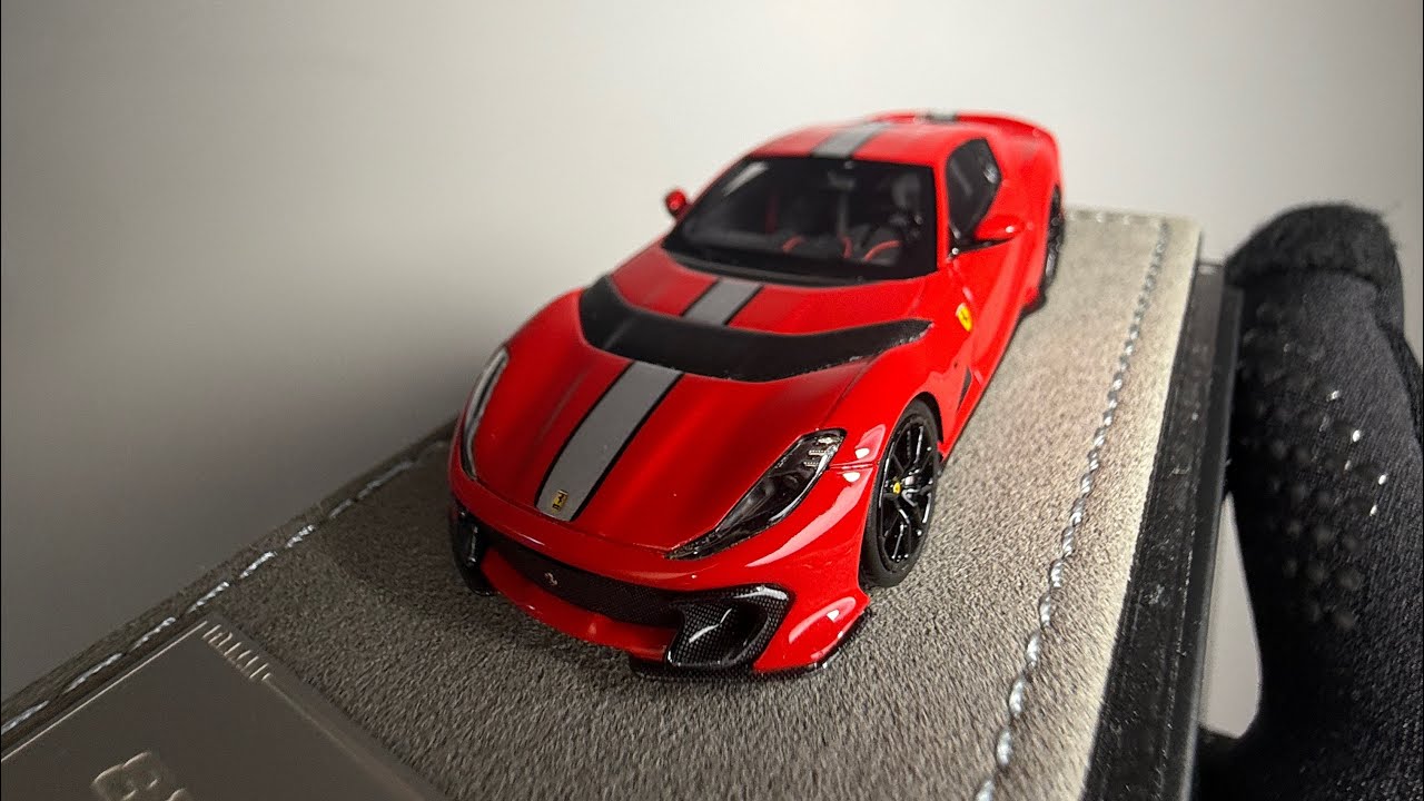  HH Henson Heaven 1:64 Red rossa corsa 812 Competizione Racing Sports Model Diecast Resin Car 