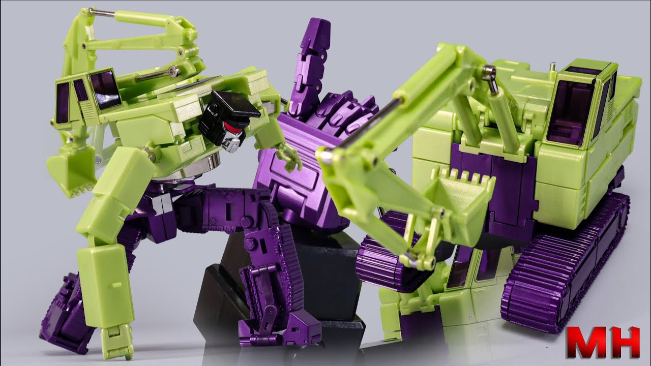 XTransbots MX-44 Gravedigger Scavenger Devastator 6 in 1.
