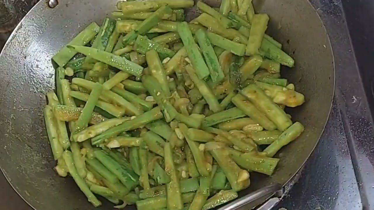 মেয়ের আবদারে কলার মোচা দিয়ে ছোট মাছের তরকারি রান্না | Kolar Mocha