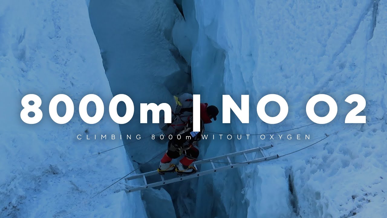 Climbing 8000er without OXYGEN?? Rescue on the balcony of Everest!