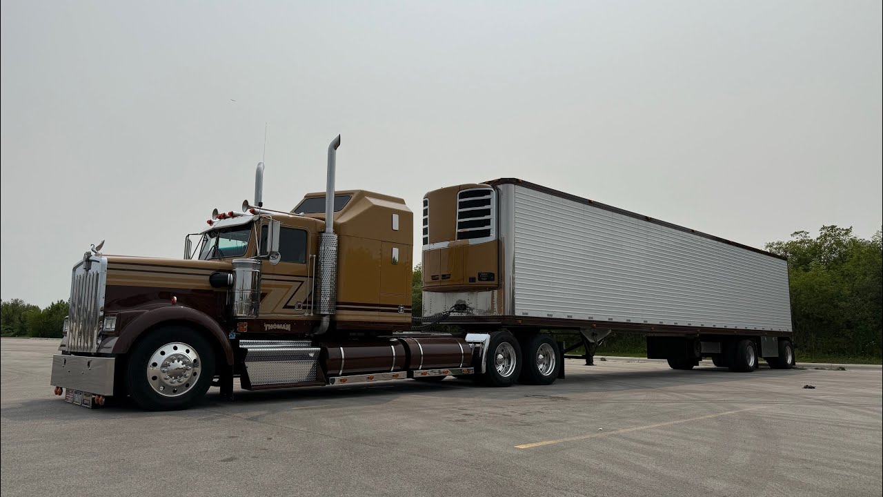 Mr. Doug Thoman’s 1986 W900B