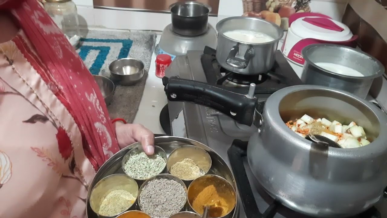 🙏मसूर दाल और लौकी की सब्जी टेस्टी और ईजी रेसिपी 😁👌masurdal aur lauki ki sabji# meera s kitchen