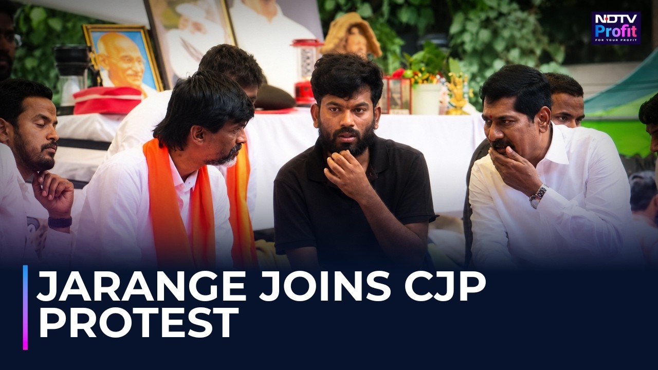 Watch: Maratha Quota Activist Manoj Jarange Patil Reaches CJP Protest At Jantar Mantar