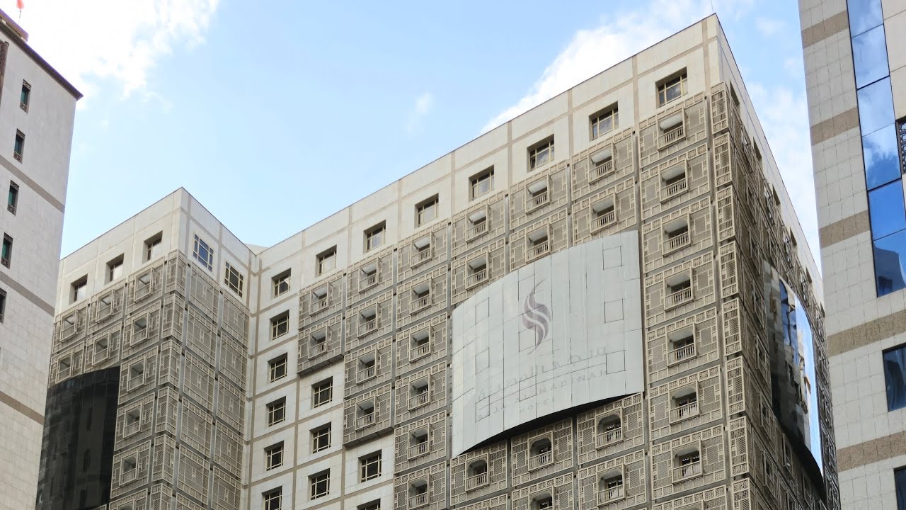 Saja Al Madinah Hotel | Distance from Hotel to Masjid e Nabwi Ladies Gate