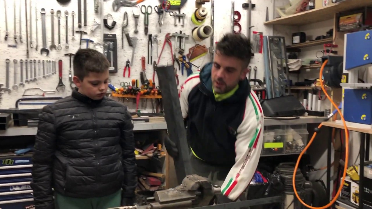 SOLLEVATORE PER MOTO AUTOCOSTRUITO