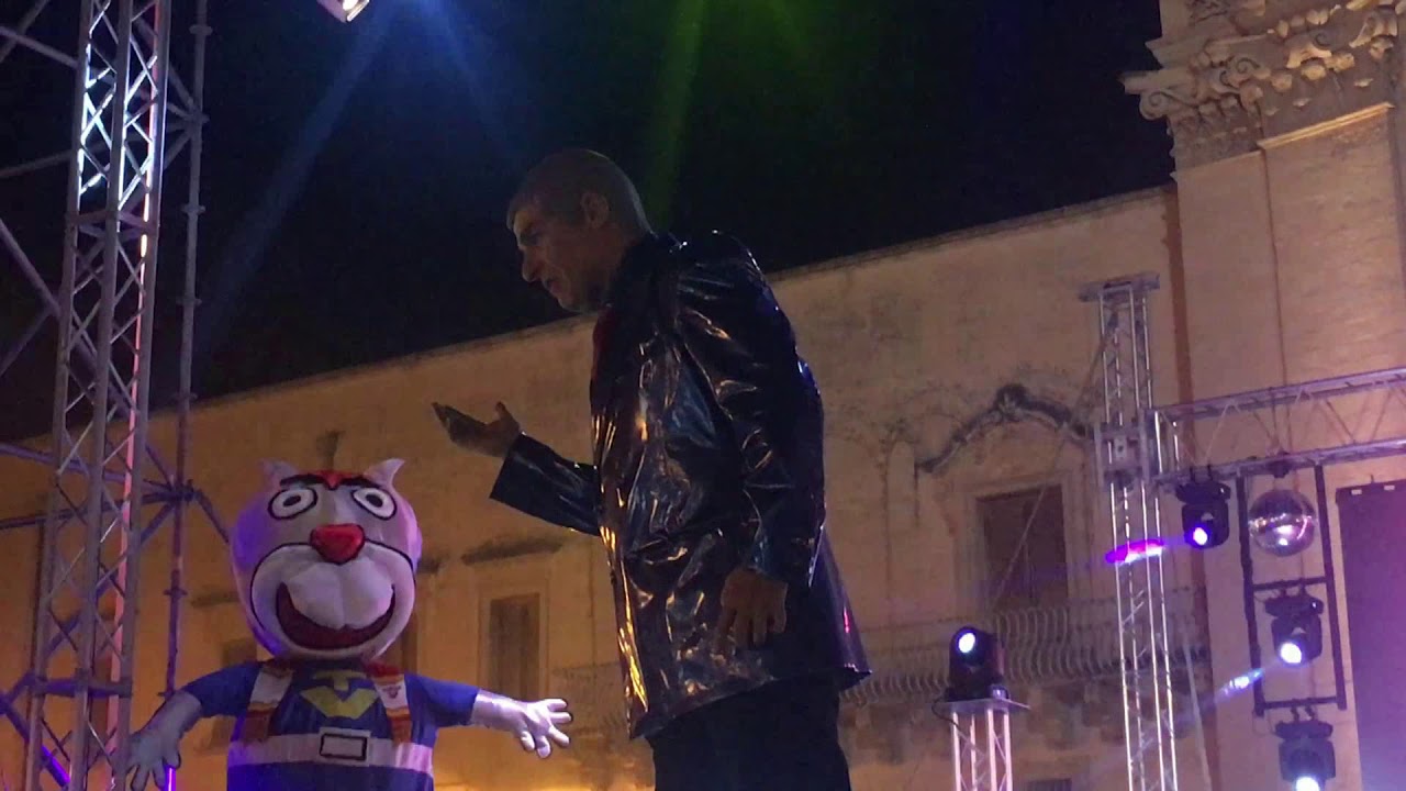 David Zed ☆ R.O.B.O.T. (Live)