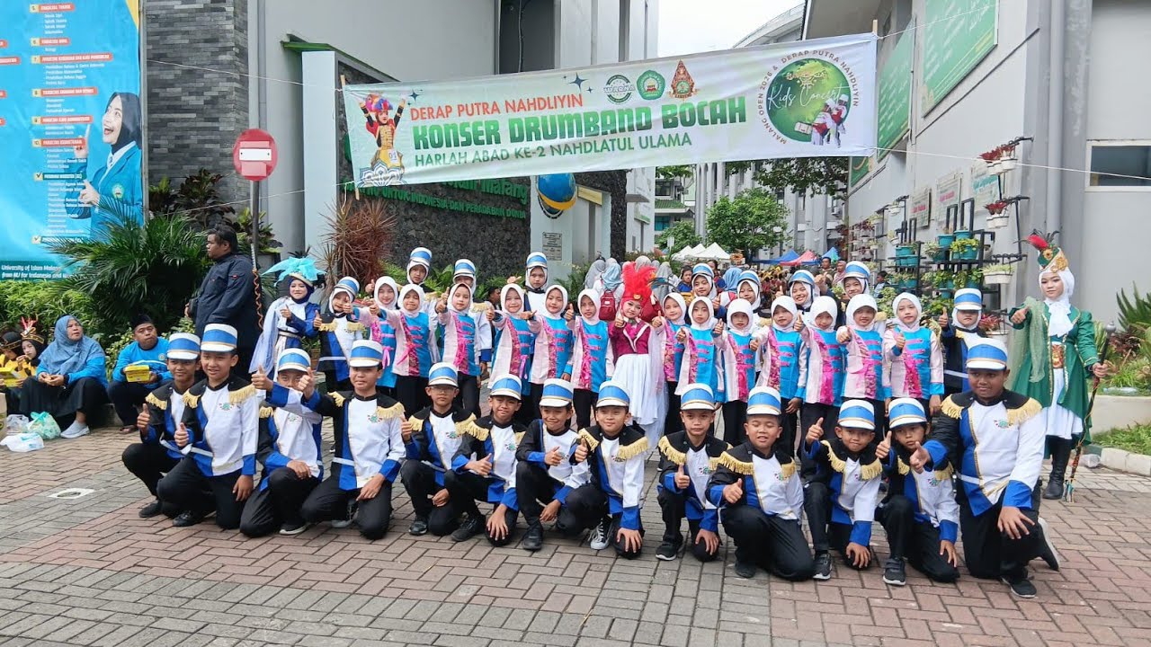 PERFORM DRUMBAND MI AL-MA'ARIF 02 SINGOSARI || LOMBA DRUMBAND DI UNISMA MALANG