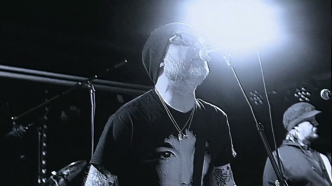 SWEET TEETH - NO ME (Official Video)