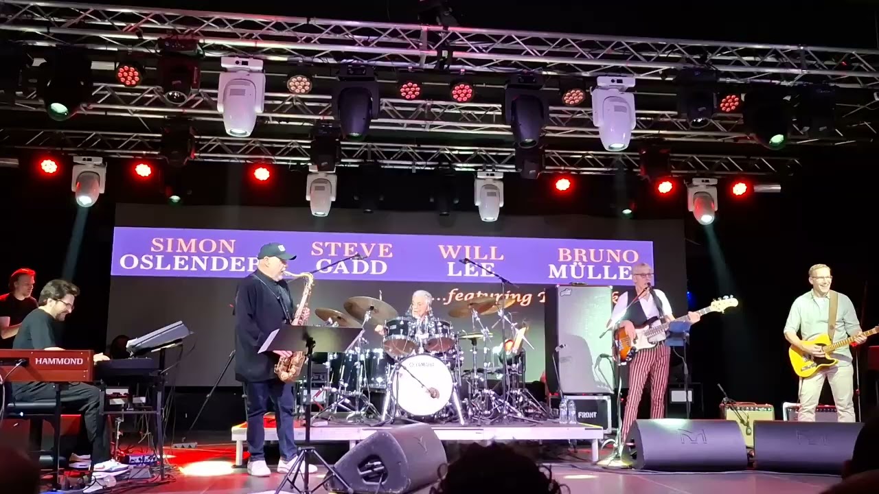 STEVE GADD (80y/o), Simon Oslender, Will Lee, Bruno Müller, Tony Lakatos [Budapest - Akvárium klub]